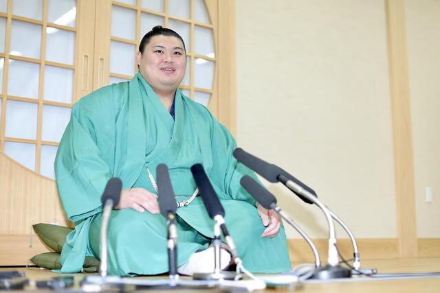 【大相撲】大の里、横綱昇進で待遇も激変…月給は大関の250万円から300万円　付け人３人から10人に